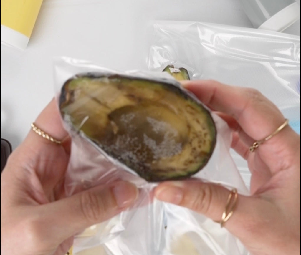 Comment éviter qu'un avocat brunisse et qu'une pomme jaunisse rapidement